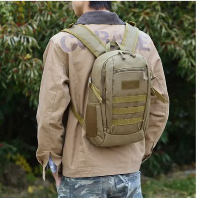 Petit-sac-a-dos-tactique-aventure