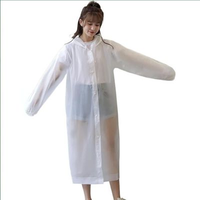 Poncho-de-pluie-femme-blanc