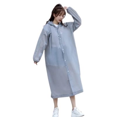 Poncho-de-pluie-femme-gris