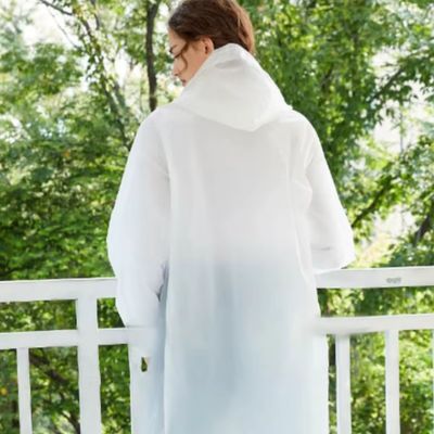 Poncho-femme-pluie-inspirée