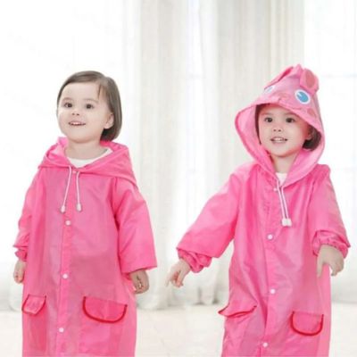 Poncho-pluie-enfant-riant-autre-fille-mĂȘme-poncho