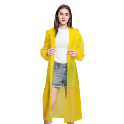 Poncho-pluie-femme-jaune