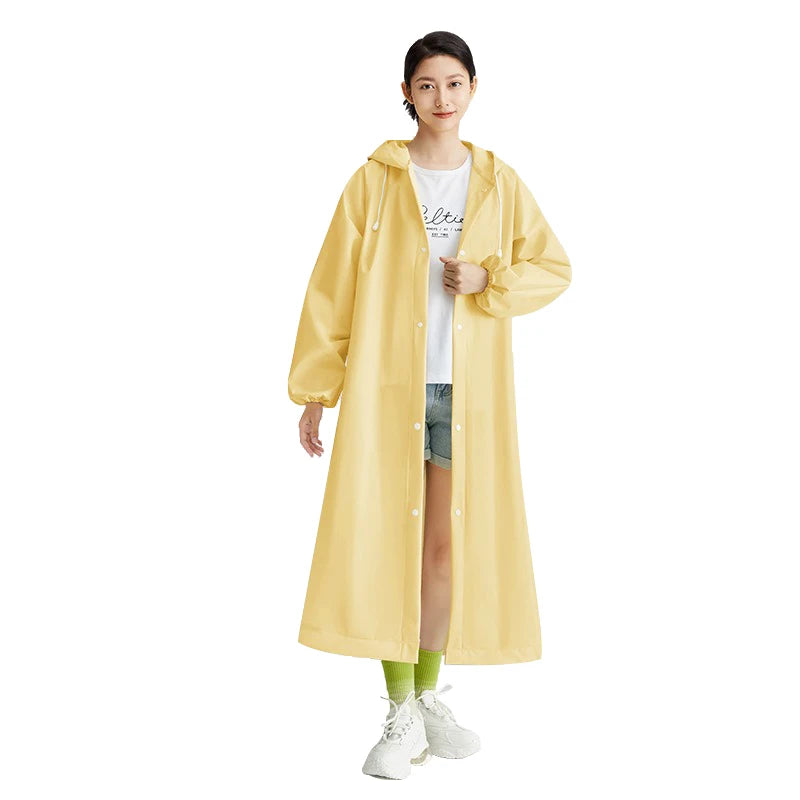 Poncho-pour-la-pluie-jaune
