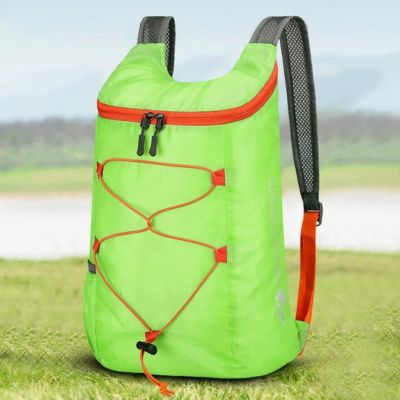 Sac-a-dos-imperméable-léger-vert