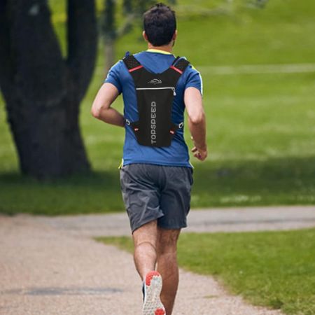 Sac-hydratation-trail-respirant-parc