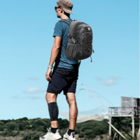 Sac-a-dos-30-litres-homme-imperméable-aventurier