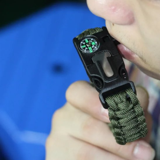 Bracelet paracorde indispensable amateurs grand air