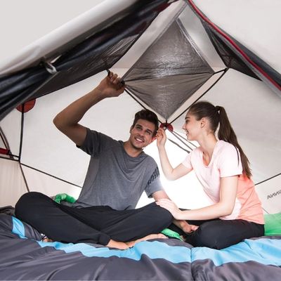 Couple dans ente 2 place ultra légère