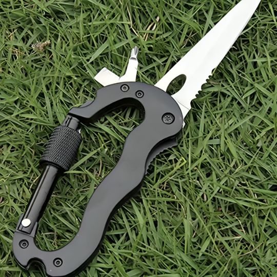 Couteau de survie outil indispensable aventures grand air