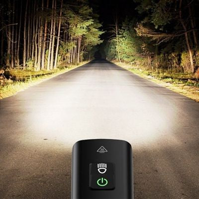 Eclairage puissant velo transforme conduite nocturne