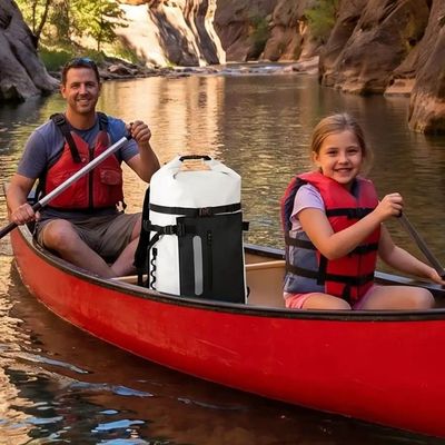 Papa fille naviguent sac dos etanche fond canoë