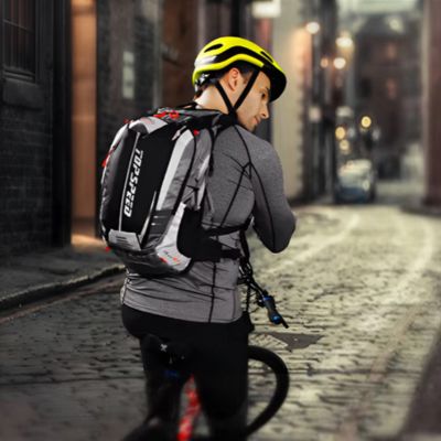 Petit sac a dos homme journée sportive