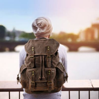 Sac-a-dos-cuir-homme-rivière