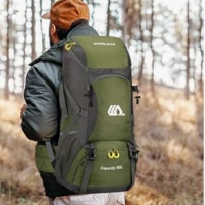 Sac-a-dos-homme-camping-bois