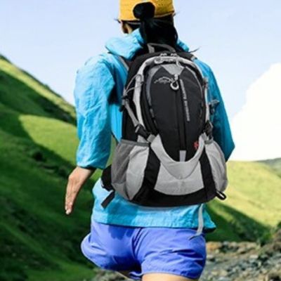 Sac à dos pour femme hydratation chemin