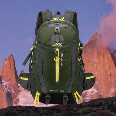 Sac-a-dos-randonnée-homme-pratique-vert-armée