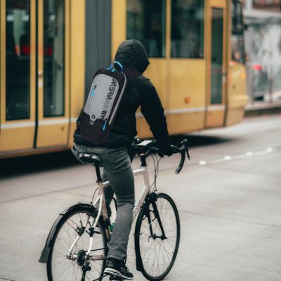 Sac-a-dos-vélo-hydratation-homme-ville