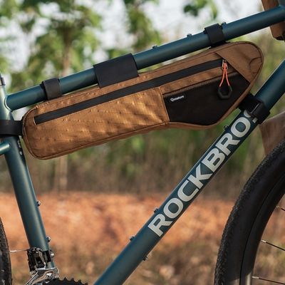 Sacoche de cadre pour vélo bien fixée