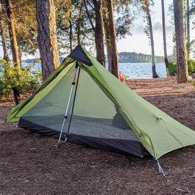 Tente ultra légère moins de 1 kg verte